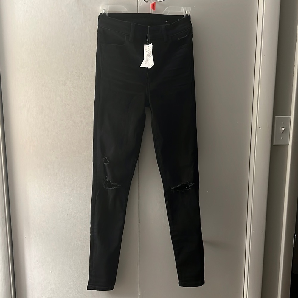 American Eagle black distressed jeans